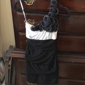 Black and white Homecoming/Prom dress